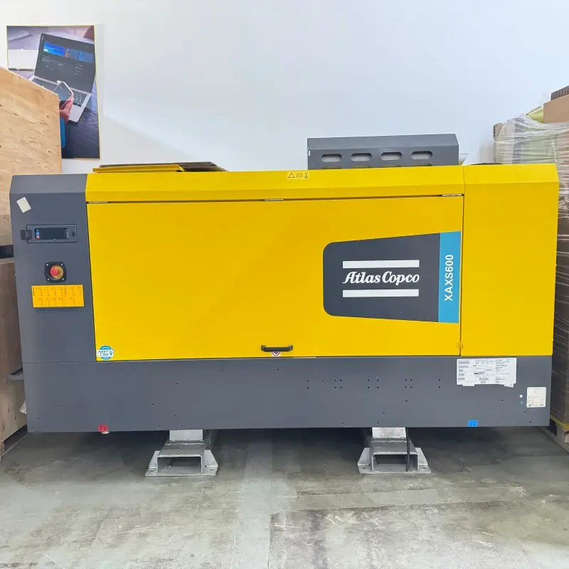 Atlas Copco XAXS600 Portable Diesel Screw Air Compressor Mining Drilling Asli